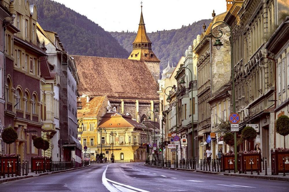 4Friendscentrubrasov Appartement Buitenkant foto