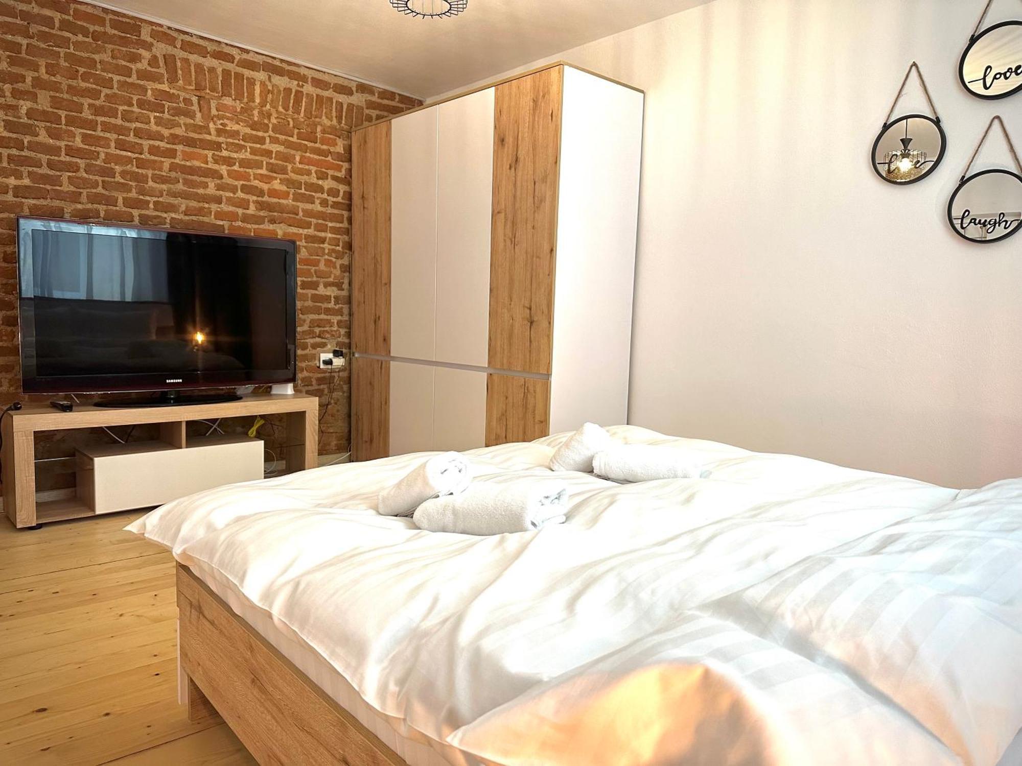 4Friendscentrubrasov Appartement Buitenkant foto
